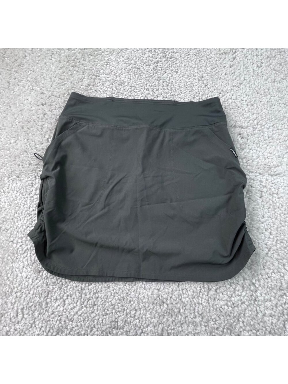 Patagonia Tech Fishing Skort Charcoal Gray Cinch Sides Womens Medium
